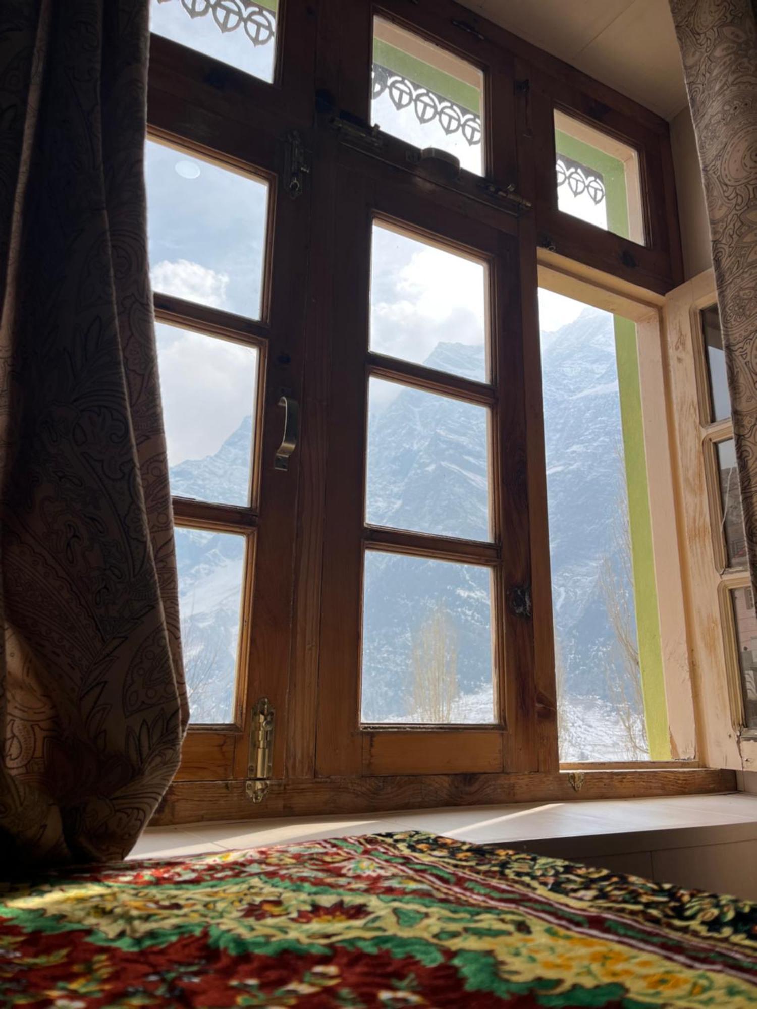 Snowflake Homestay Gondhla Экстерьер фото